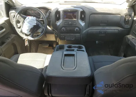 2024 Chevrolet Silverado K2500 Custom z USA, uszkodzony, nr VIN 2GC1YME71R1109241